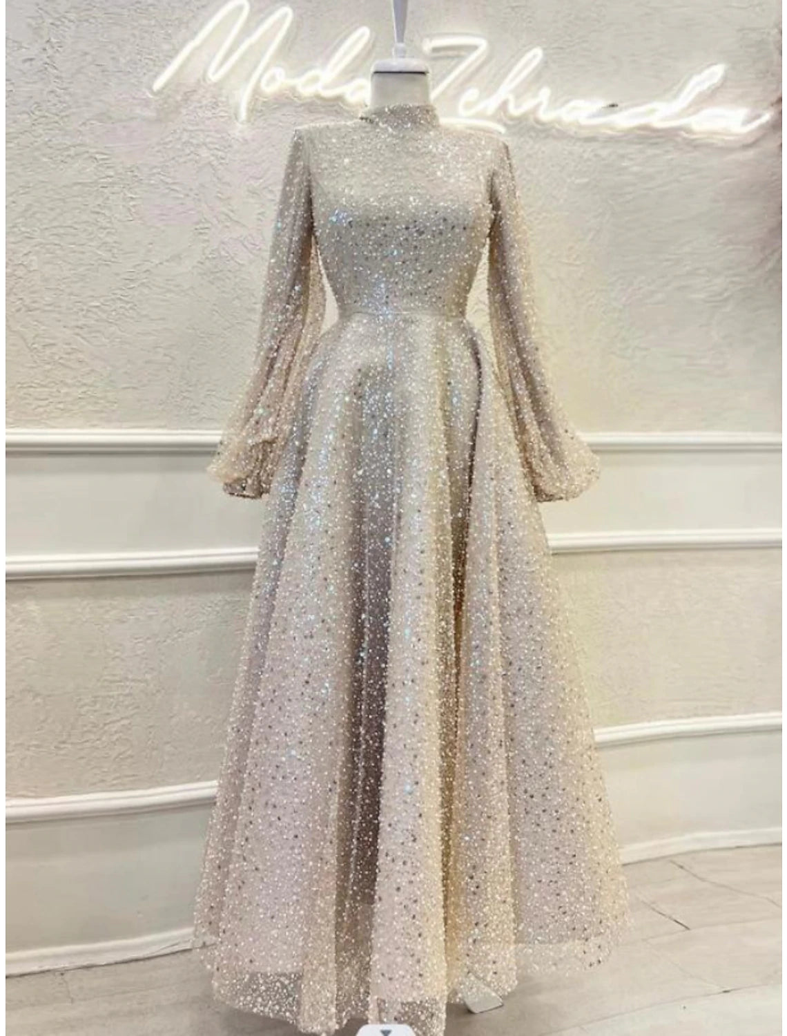 A-Linien-Abendkleid, elegantes Kleid, formell, knöchellang, lange Ärmel, hoher Halsausschnitt, mit Pailletten und Glitzerfalten